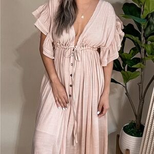 Chic Blush Maxi Dress with Button Details